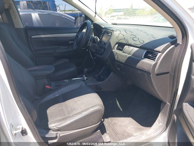 2014 Mitsubishi Outlander Gt მანქანა იყიდება აუქციონზე, vin: JA4JZ4AX2EZ604787, აუქციონის ნომერი: 12623575