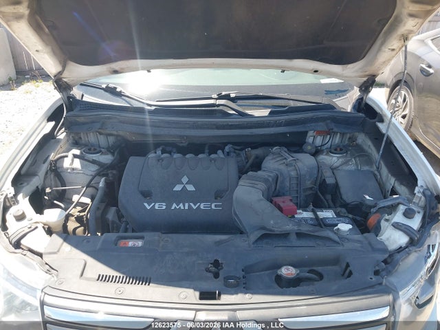 2014 Mitsubishi Outlander Gt მანქანა იყიდება აუქციონზე, vin: JA4JZ4AX2EZ604787, აუქციონის ნომერი: 12623575