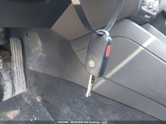 2013 Volkswagen Jetta Hybrid მანქანა იყიდება აუქციონზე, vin: 3VW637AJ0DM231997, აუქციონის ნომერი: 12623598