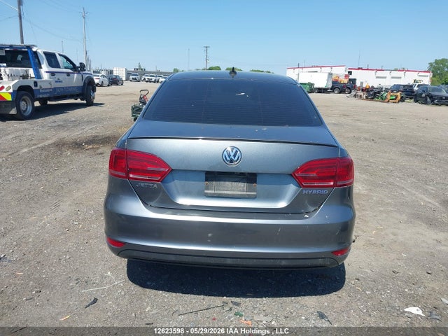 2013 Volkswagen Jetta Hybrid მანქანა იყიდება აუქციონზე, vin: 3VW637AJ0DM231997, აუქციონის ნომერი: 12623598