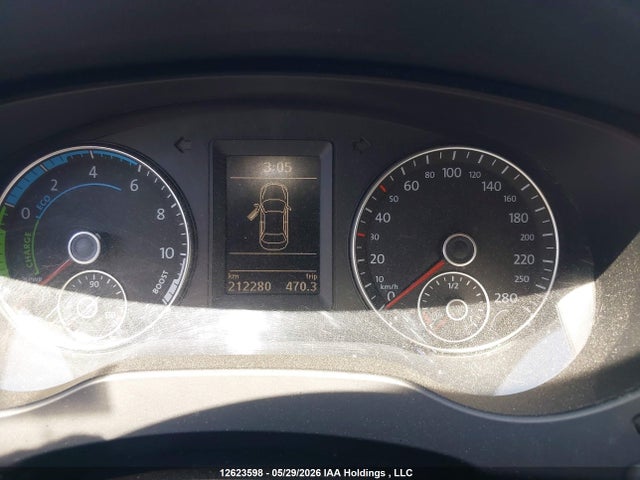 2013 Volkswagen Jetta Hybrid მანქანა იყიდება აუქციონზე, vin: 3VW637AJ0DM231997, აუქციონის ნომერი: 12623598
