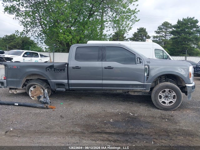 1FT8W3BT6TEE03501 Ford F350