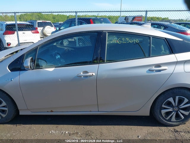 2017 Toyota Prius Prime Technology მანქანა იყიდება აუქციონზე, vin: JTDKARFP7H3044750, აუქციონის ნომერი: 12623616