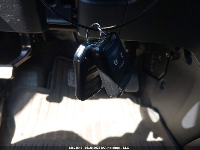 12623649 :رقم المزاد ، 2HKRM4H70GH113514 vin ، 2016 Honda Cr-v مزاد بيع