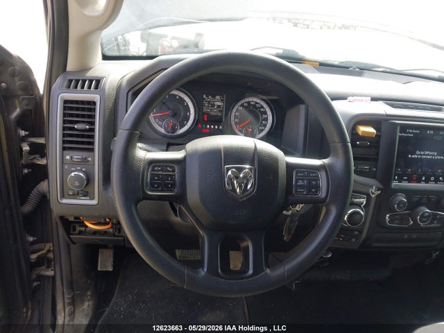 12623663 :رقم المزاد ، 3C6RR7KT8MG616079 vin ، 2021 Ram 1500 Classic Tradesman مزاد بيع