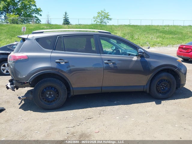 12623688 :رقم المزاد ، 2T3BFREV9GW518176 vin ، 2016 Toyota Rav4 Le مزاد بيع