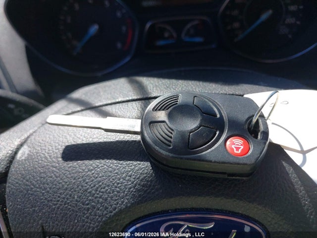 Продажа на аукционе авто 2018 Ford Escape Se, vin: 1FMCU0GD4JUC92221, номер лота: 12623690