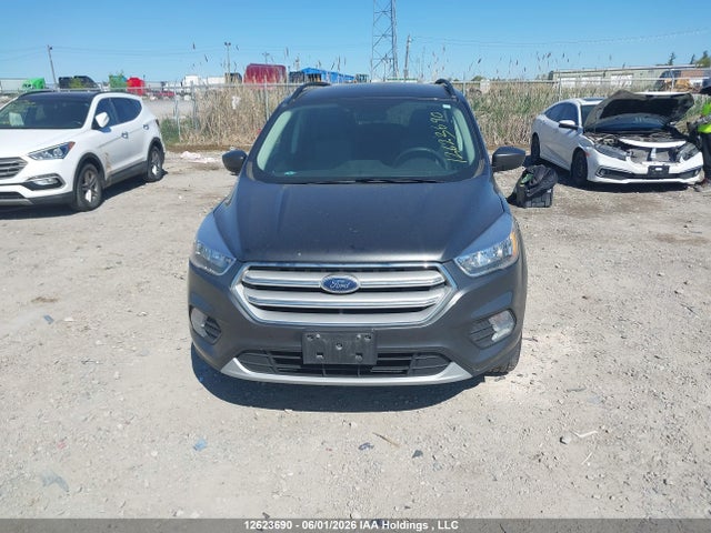 Продажа на аукционе авто 2018 Ford Escape Se, vin: 1FMCU0GD4JUC92221, номер лота: 12623690