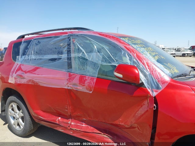 2011 Toyota Rav4 მანქანა იყიდება აუქციონზე, vin: 2T3BF4DV5BW086389, აუქციონის ნომერი: 12623699