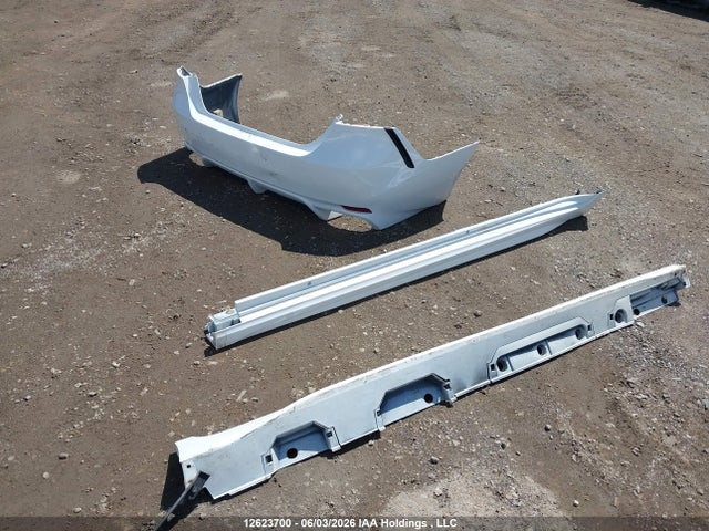 12623700 :رقم المزاد ، 4T1G11AK4LU982769 vin ، 2020 Toyota Camry مزاد بيع