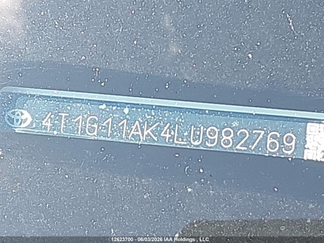 12623700 :رقم المزاد ، 4T1G11AK4LU982769 vin ، 2020 Toyota Camry مزاد بيع