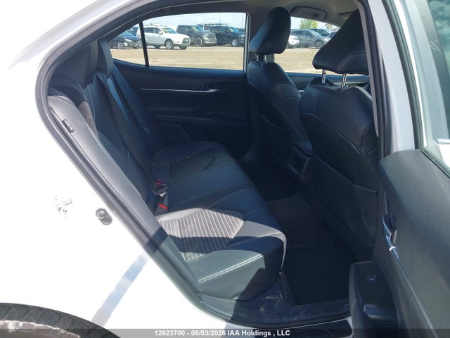 12623700 :رقم المزاد ، 4T1G11AK4LU982769 vin ، 2020 Toyota Camry مزاد بيع