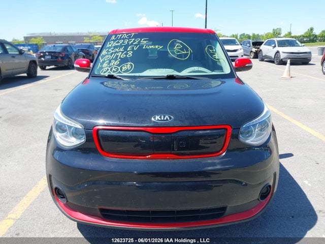 KNDJP3AE6G7011968 KIA Soul Ev Luxury