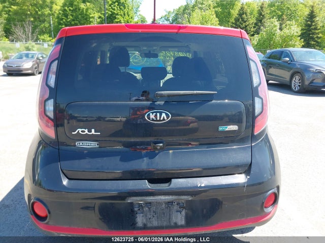 KNDJP3AE6G7011968 KIA Soul Ev Luxury