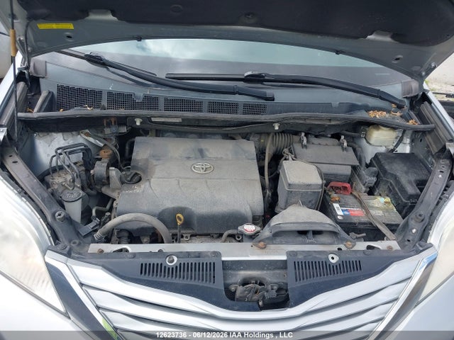 Toyota SIENNA LE 2015 5TDKK3DC7FS616776 Image 10