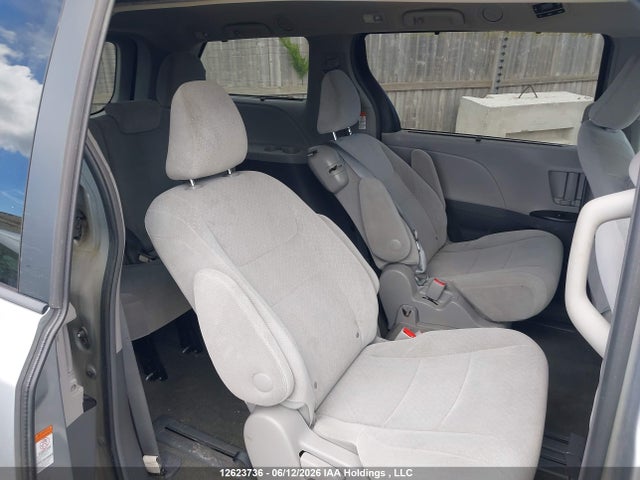 Toyota SIENNA LE 2015 5TDKK3DC7FS616776 Image 8