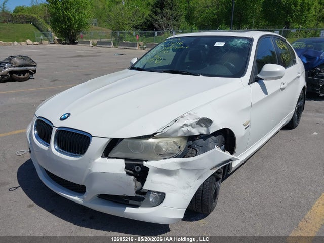 12615216 :رقم المزاد ، WBAPK7C59BA970500 vin ، 2011 Bmw 328i Xdrive مزاد بيع
