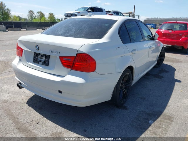 12615216 :رقم المزاد ، WBAPK7C59BA970500 vin ، 2011 Bmw 328i Xdrive مزاد بيع