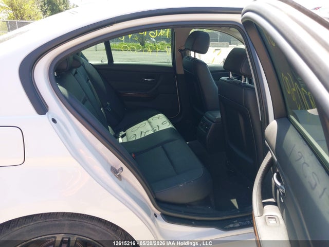 12615216 :رقم المزاد ، WBAPK7C59BA970500 vin ، 2011 Bmw 328i Xdrive مزاد بيع