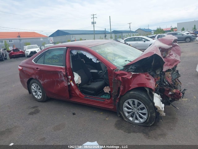 Aukcja sprzedaży 2015 Toyota Camry Le/xle/se/xse, vin: 4T1BF1FK5FU960398, numer aukcji: 12623750