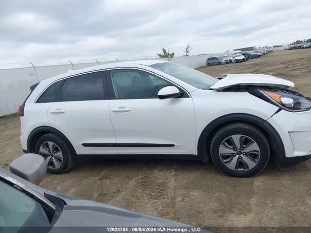 2018 Kia Niro L მანქანა იყიდება აუქციონზე, vin: KNDCB3LC1J5211744, აუქციონის ნომერი: 12623753