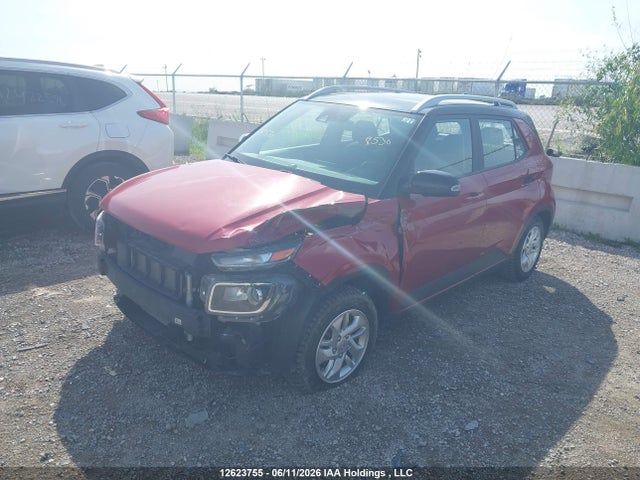 12623755 :رقم المزاد ، KMHRC8A30MU091111 vin ، 2021 Hyundai Venue Preferred With Two-tone Body Colour مزاد بيع