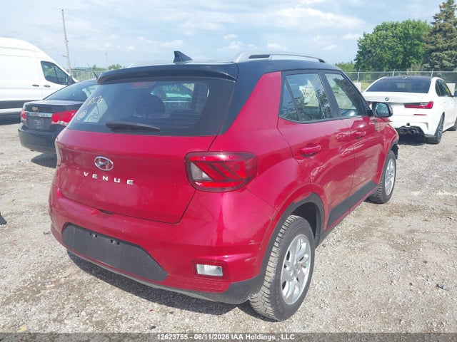 12623755 :رقم المزاد ، KMHRC8A30MU091111 vin ، 2021 Hyundai Venue Preferred With Two-tone Body Colour مزاد بيع