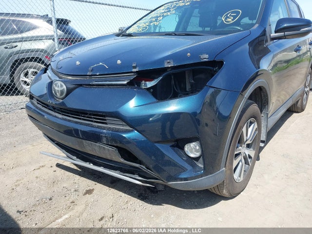 Продажа на аукционе авто 2018 Toyota Rav4 Adventure/xle, vin: 2T3RFREV7JW804100, номер лота: 12623766