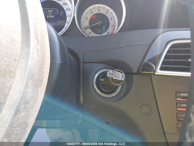 12623777 :رقم المزاد ، WDDGF8JB0DA832729 vin ، 2013 Mercedes-benz C 350 4matic مزاد بيع