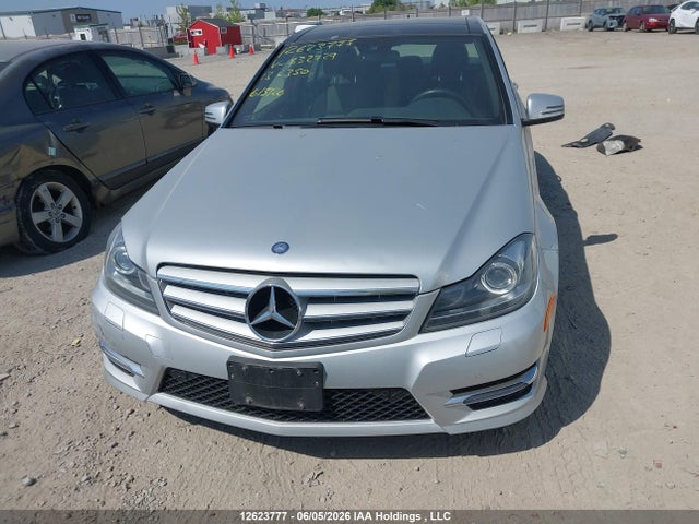12623777 :رقم المزاد ، WDDGF8JB0DA832729 vin ، 2013 Mercedes-benz C 350 4matic مزاد بيع