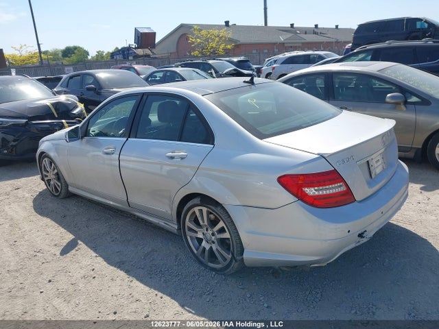 12623777 :رقم المزاد ، WDDGF8JB0DA832729 vin ، 2013 Mercedes-benz C 350 4matic مزاد بيع