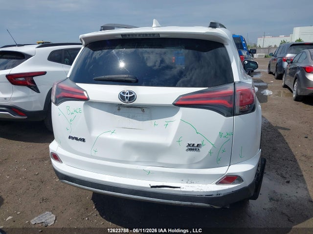 Продажа на аукционе авто 2017 Toyota Rav4 Xle, vin: 2T3RFREV0HW563782, номер лота: 12623788