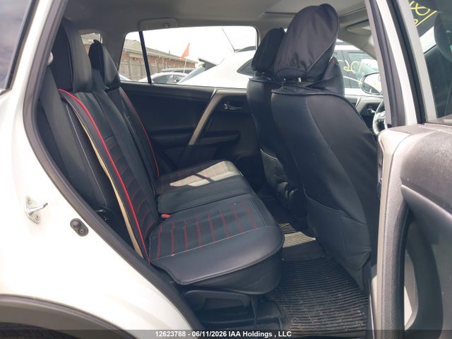 Продажа на аукционе авто 2017 Toyota Rav4 Xle, vin: 2T3RFREV0HW563782, номер лота: 12623788