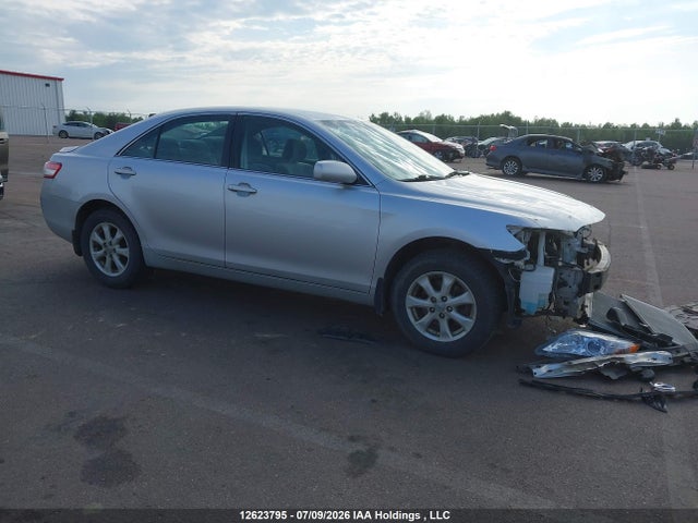 2010 Toyota Camry Le V6 მანქანა იყიდება აუქციონზე, vin: 4T1BK3EK1AU098654, აუქციონის ნომერი: 12623795