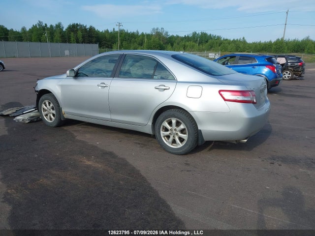 2010 Toyota Camry Le V6 მანქანა იყიდება აუქციონზე, vin: 4T1BK3EK1AU098654, აუქციონის ნომერი: 12623795