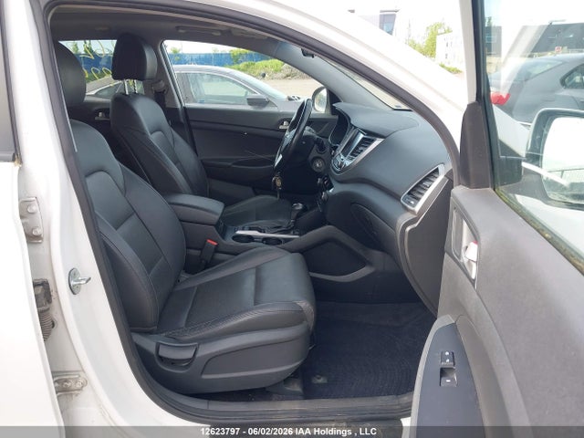 KM8J3CA2XJU825949 Hyundai Tucson
