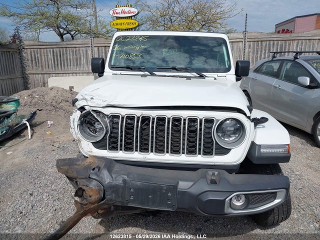 1C4PJXEN2TW210853 Jeep Wrangler Sahara