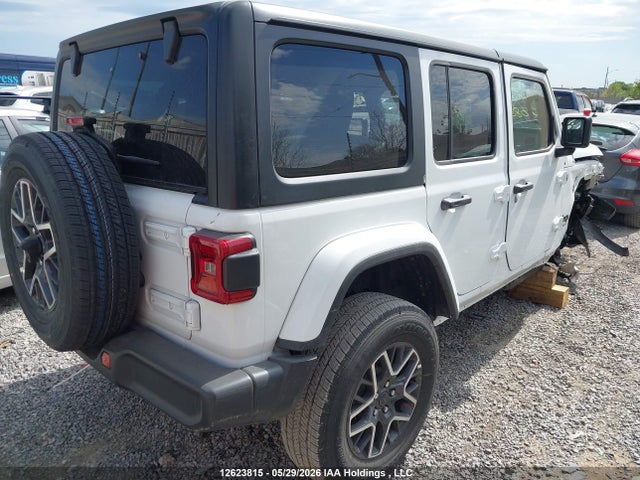 1C4PJXEN2TW210853 Jeep Wrangler Sahara
