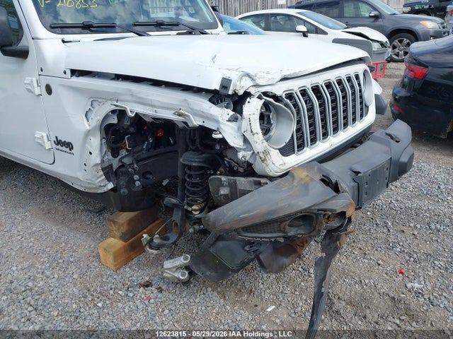1C4PJXEN2TW210853 Jeep Wrangler Sahara