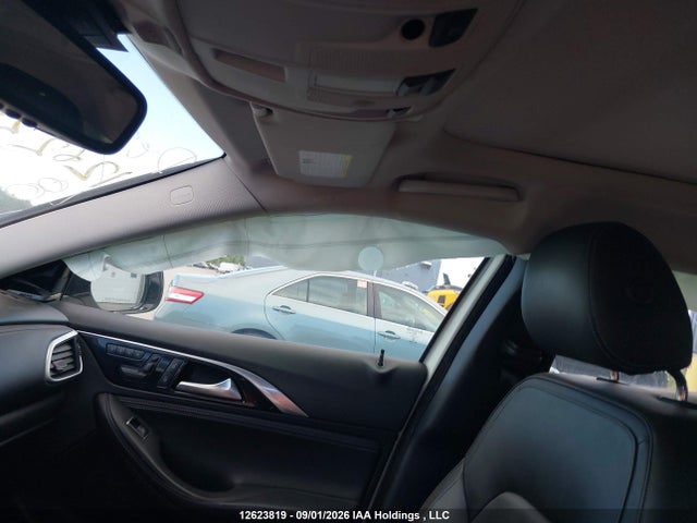 12623819 :رقم المزاد ، SJKCH5CR4JA046615 vin ، 2018 Infiniti Qx30 Luxe مزاد بيع