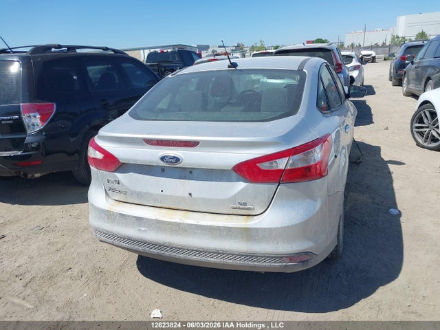 Ford FOCUS SE 2014 1FADP3F29EL242479 Image 16