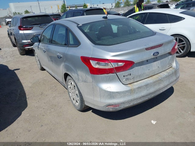 Ford FOCUS SE 2014 1FADP3F29EL242479 Image 3