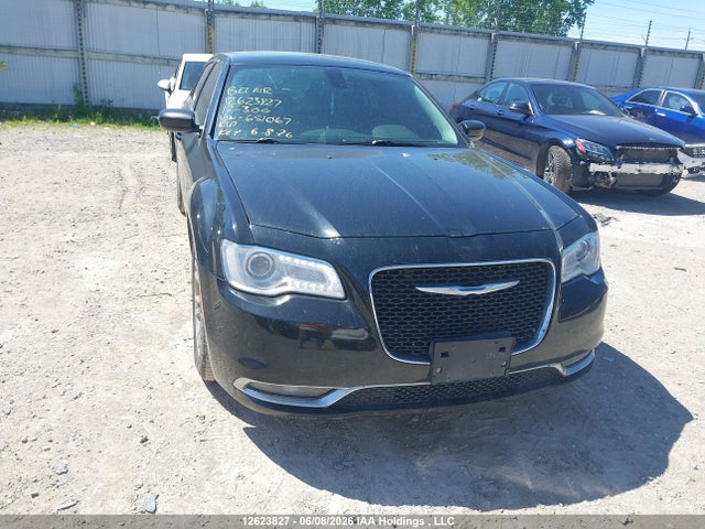 Chrysler 300C 2017 2C3CCAAG6HH651067 Image 12