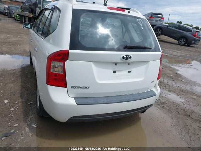 12623849 :رقم المزاد ، KNAFG525077098019 vin ، 2007 Kia Rondo Ex/ex-premium/lx مزاد بيع