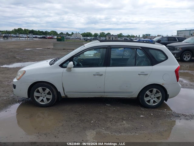 12623849 :رقم المزاد ، KNAFG525077098019 vin ، 2007 Kia Rondo Ex/ex-premium/lx مزاد بيع