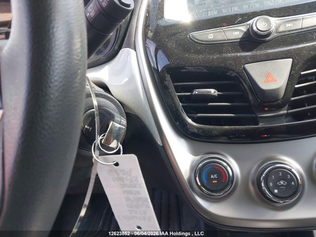 Chevrolet Spark 2016 KL8CD6SA2GC605178 Image 11