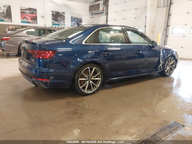 Audi A4 Premium Plus 2018 WAUPNAF46JA011609 Image 4