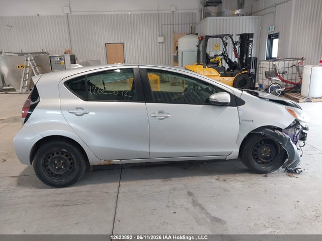 2016 Toyota Prius მანქანა იყიდება აუქციონზე, vin: JTDKDTB33G1126444, აუქციონის ნომერი: 12623892