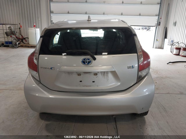 2016 Toyota Prius მანქანა იყიდება აუქციონზე, vin: JTDKDTB33G1126444, აუქციონის ნომერი: 12623892