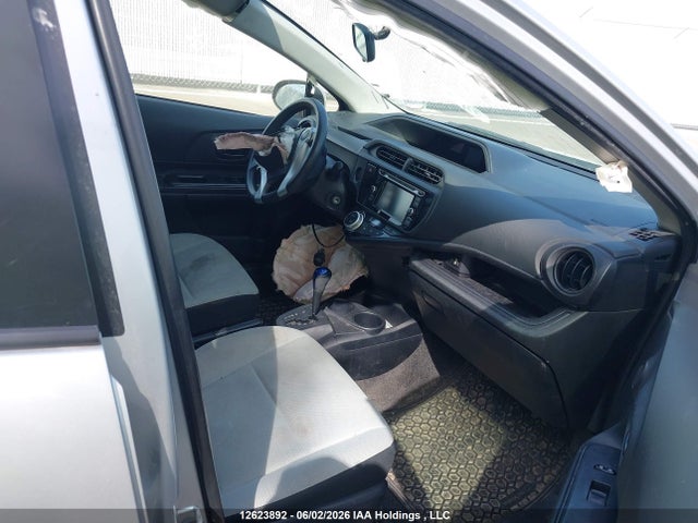 2016 Toyota Prius მანქანა იყიდება აუქციონზე, vin: JTDKDTB33G1126444, აუქციონის ნომერი: 12623892